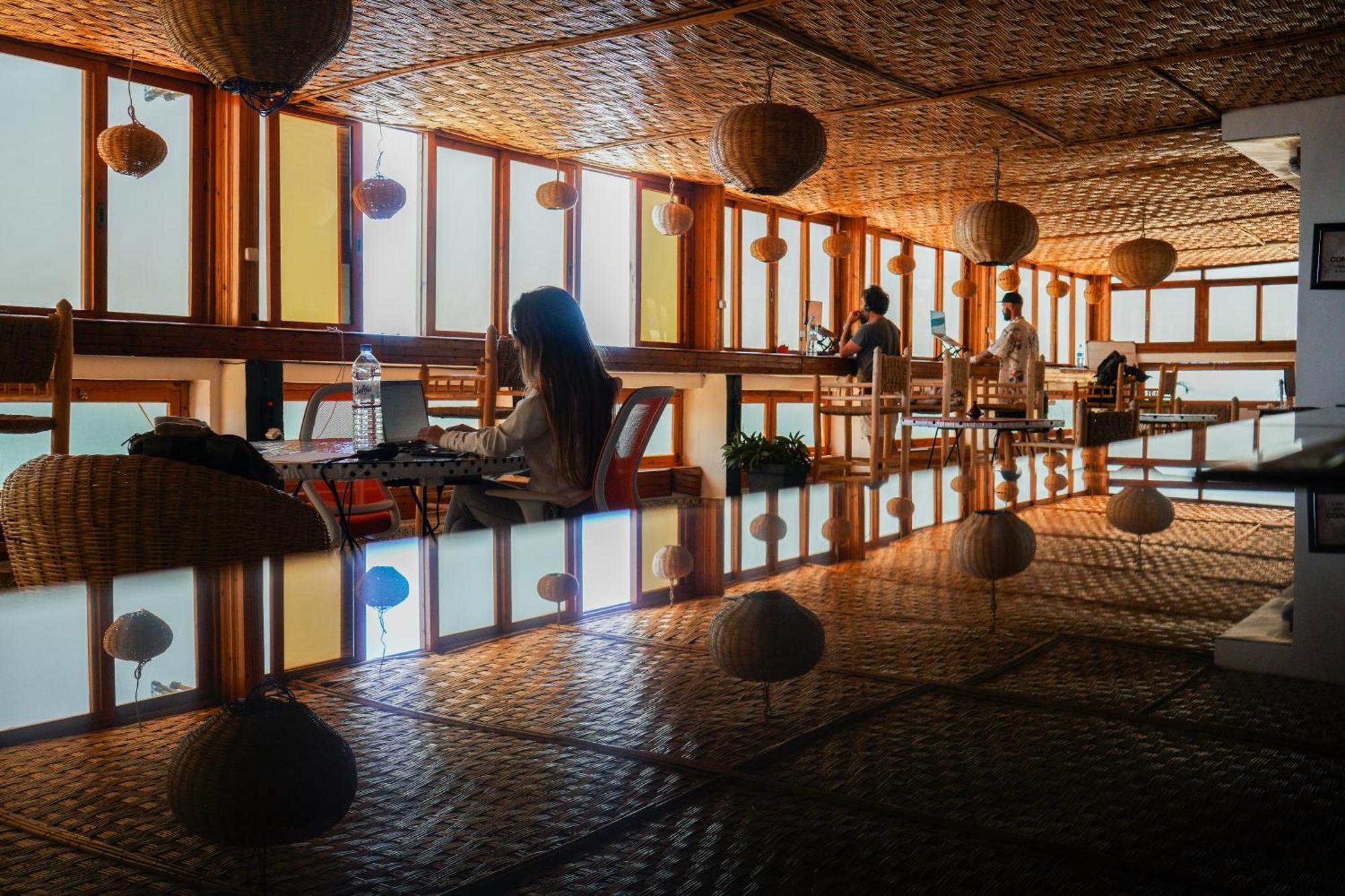 Adventurekeys Surf Yoga Cowork Taghazout Exterior foto